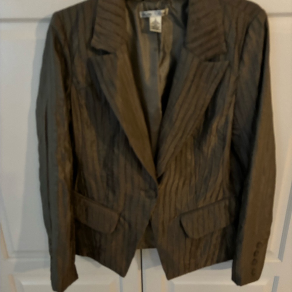 Nikki Valenti‎ jacket.  Size 8